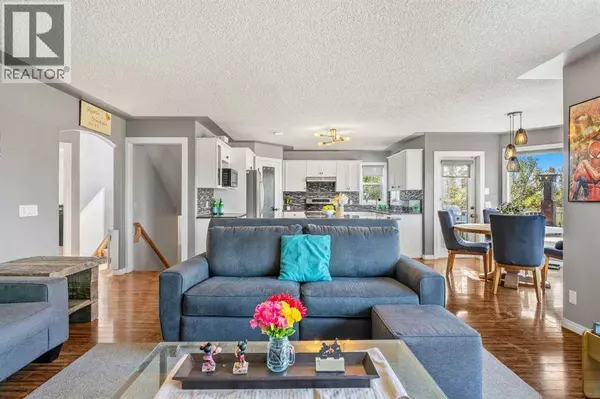 216 Stonegate Place NW, Airdrie, AB T4B2P3