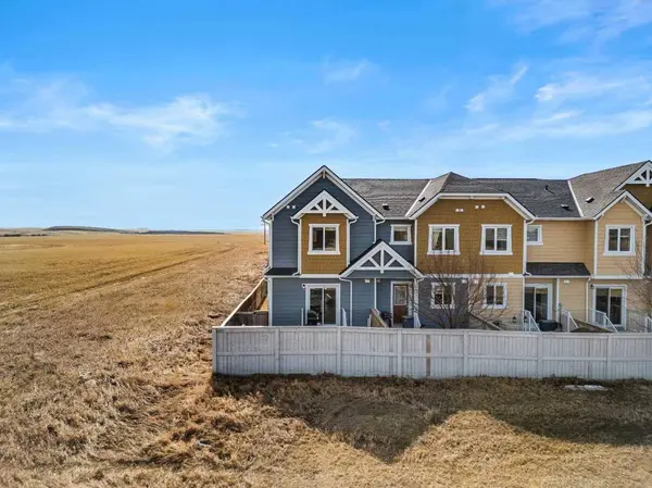 2400 Ravenswood VW SE #1101, Airdrie, AB T4A 0V7