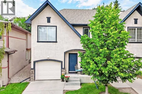 18 Hidden Creek Rise NW, Calgary, AB T3A6L5