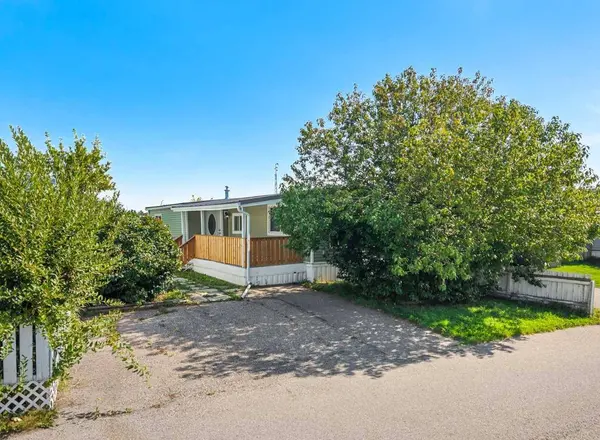 6220 17 AVE SE #330, Calgary, AB T2A 0W6