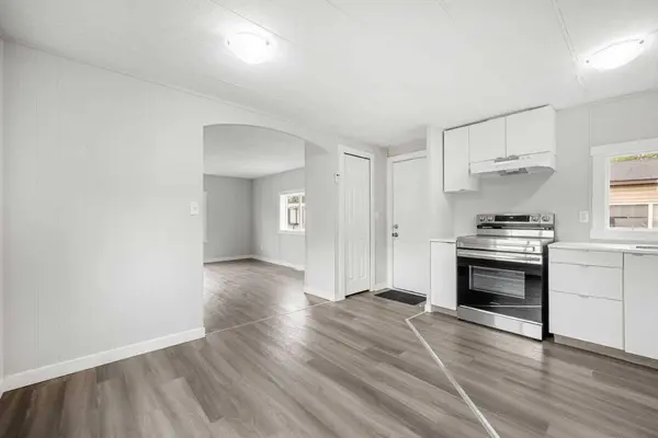 6220 17 AVE SE #40, Calgary, AB T2A 0W6
