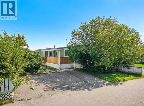 330, 6220 17 Avenue SE, Calgary, AB T2A0W6