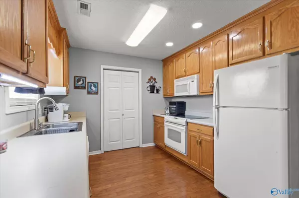 194 Bonaire Drive, Huntsville, AL 35811