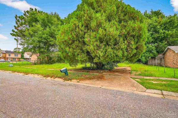 1270 Cheyenne Cir, Pensacola, FL 32505