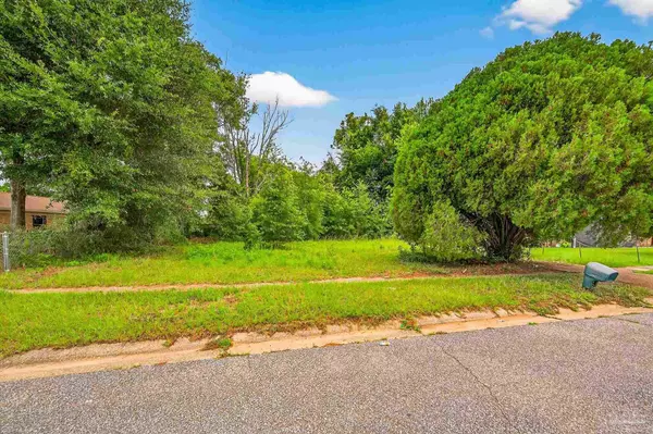 1270 Cheyenne Cir, Pensacola, FL 32505