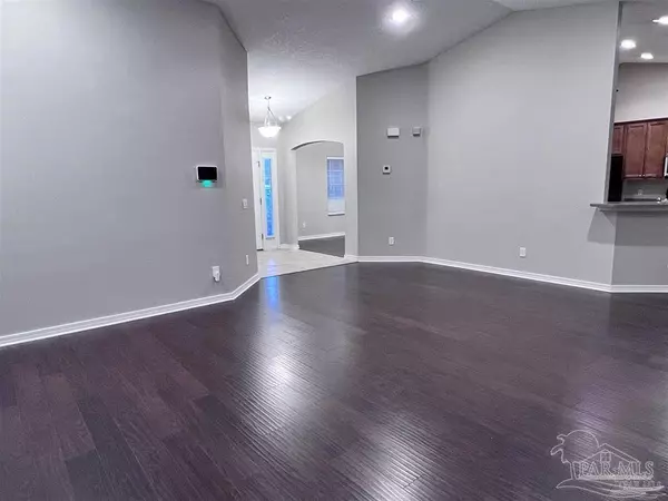 5305 Dalton Cir, Milton, FL 32570