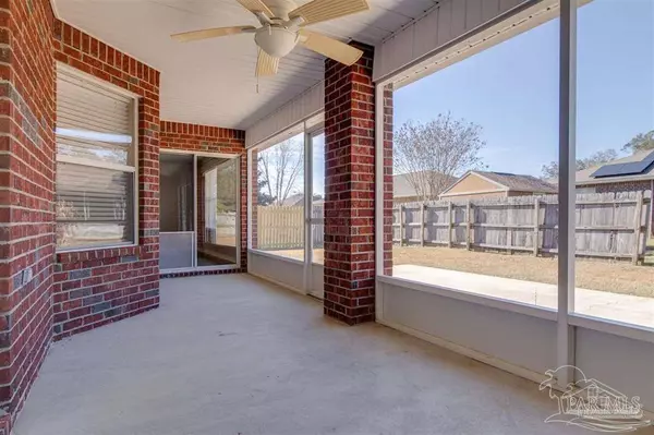 5305 Dalton Cir, Milton, FL 32570