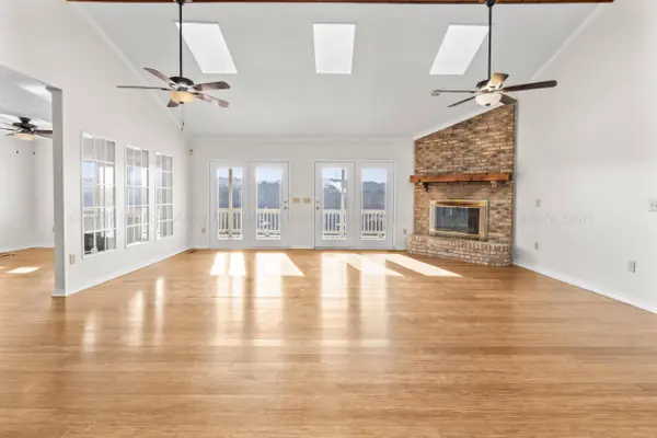 153 COUNTY ROAD 378, Crane Hill, AL 35053