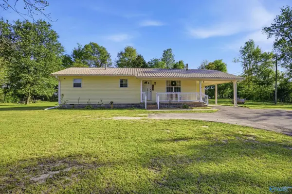 822 County Road 695, Holly Pond, AL 35083