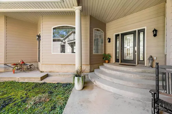 415 Co Rd 466, Hanceville, AL 35077