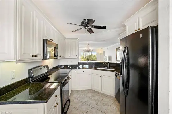 340 Horse Creek DR #307, Naples, FL 34110