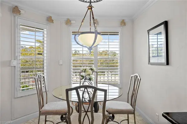 340 Horse Creek DR #307, Naples, FL 34110