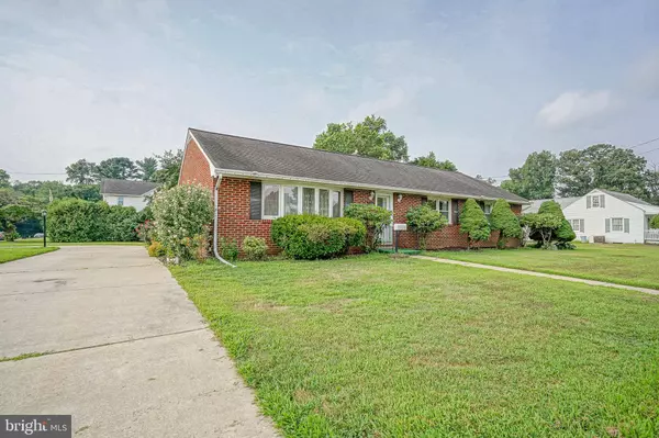 120 E LAKE AVE, Blackwood, NJ 08012