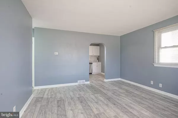 263 CHESTNUT ST, Glendora, NJ 08029