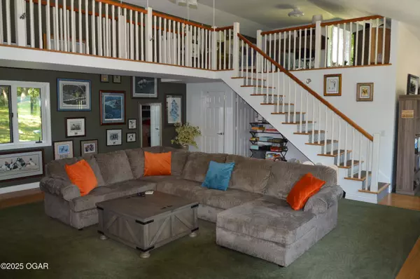 11328 Jolly Mill Lane, Pierce City, MO 65723