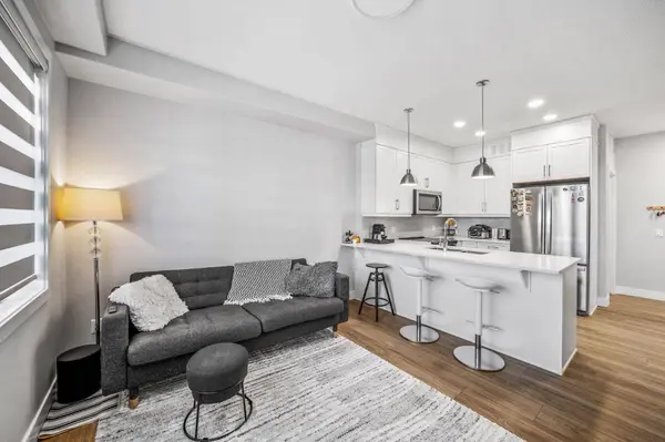 8355 19 AVE SW #403, Calgary, AB T3H 6G3