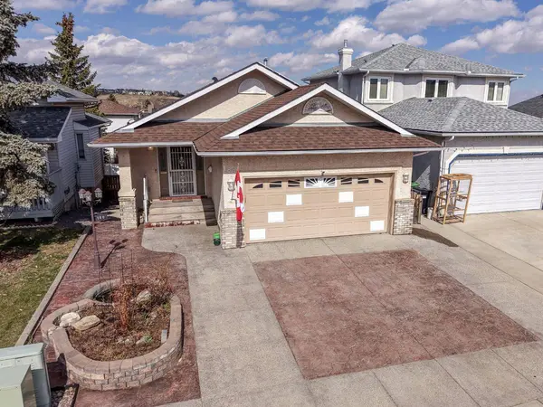 180 Hidden Vale Close NW, Calgary, AB T3A 5C7