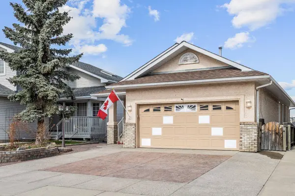 180 Hidden Vale Close NW, Calgary, AB T3A 5C7