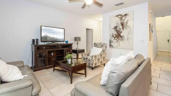 5168 OAKBOURNE AVE, Davenport, FL 33837