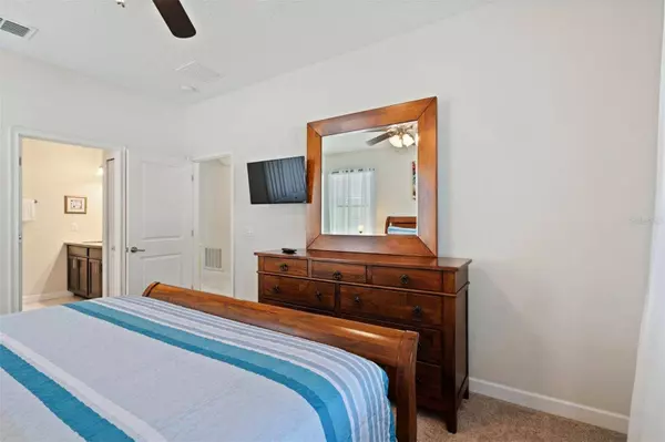 9152 SCRAMBLE DR, Davenport, FL 33896