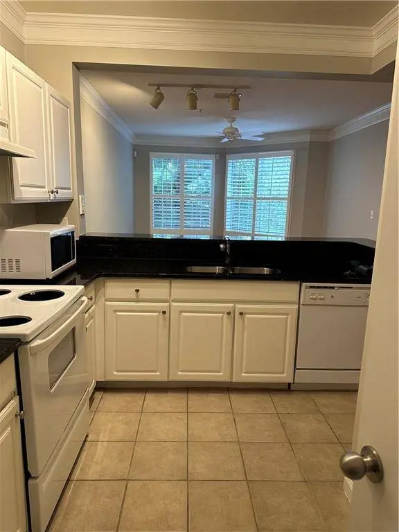 5208 Westchester RDG NE, Atlanta, GA 30329