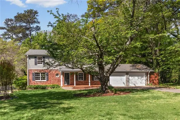 125 Jade Cove DR, Roswell, GA 30075