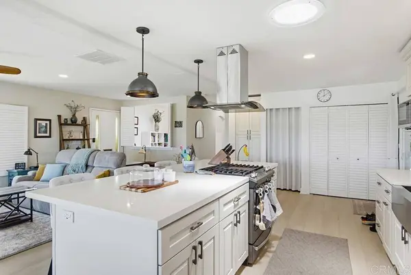 5016 Old Cliffs RD, San Diego, CA 92120