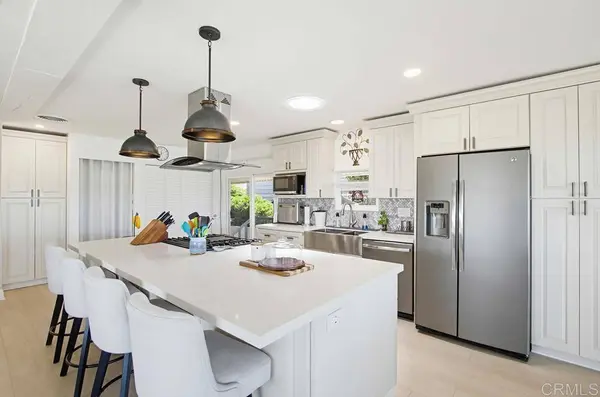 5016 Old Cliffs RD, San Diego, CA 92120