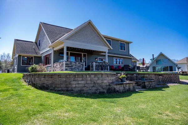 W4150 Big Oak Drive, Mauston, WI 53948