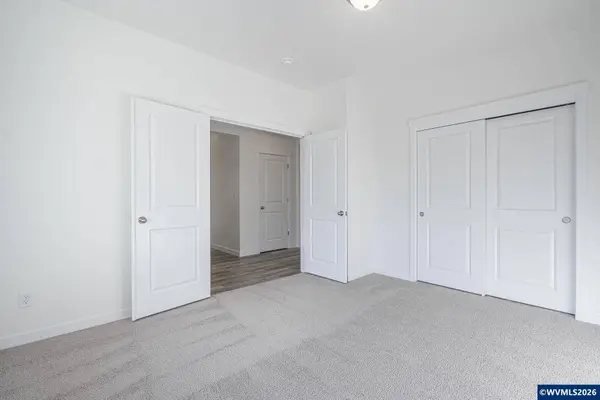 673 Parker Lp, Silverton, OR 97381