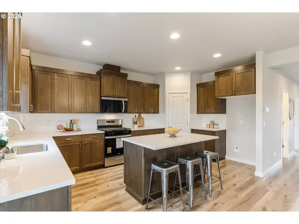 1521 NW Tracy, Mc Minnville, OR 97128