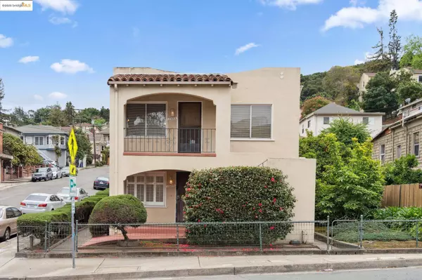 1605 Pomona St, Crockett, CA 94525