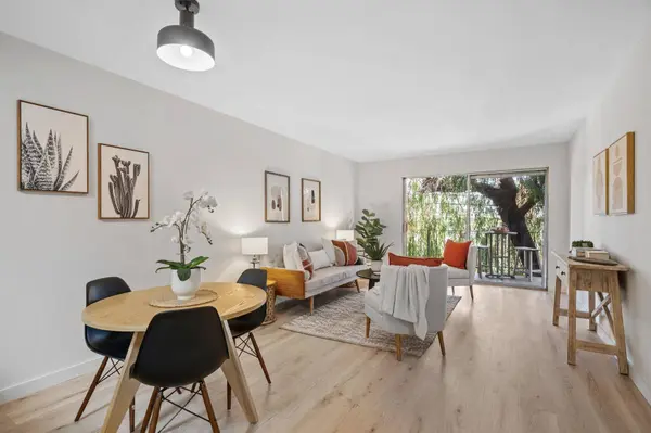 3751 Harrison St #102, Oakland, CA 94611