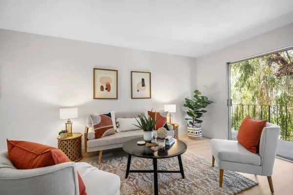 3751 Harrison St #102, Oakland, CA 94611