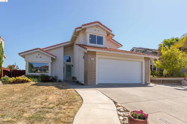 2137 Pheasant Dr
