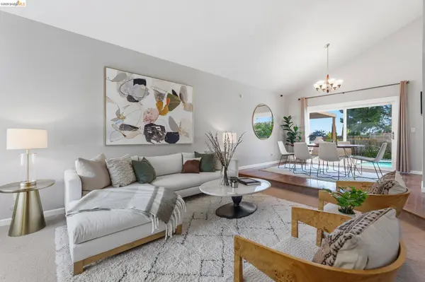2137 Pheasant Dr, Hercules, CA 94547