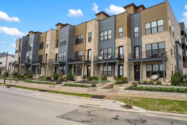 2288 Quarry Trails Drive, Columbus, OH 43228