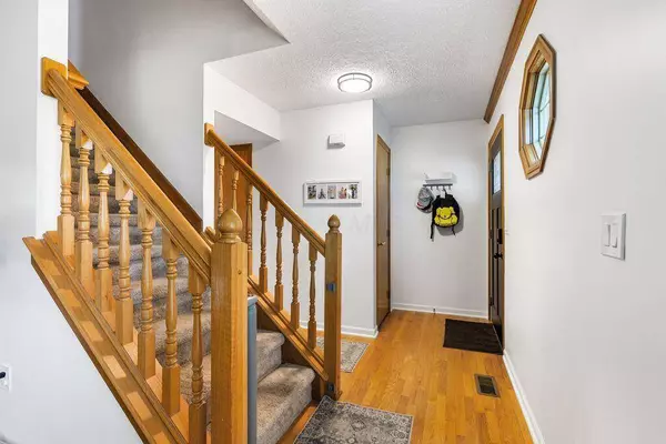 6983 Pearce Lane, Canal Winchester, OH 43110