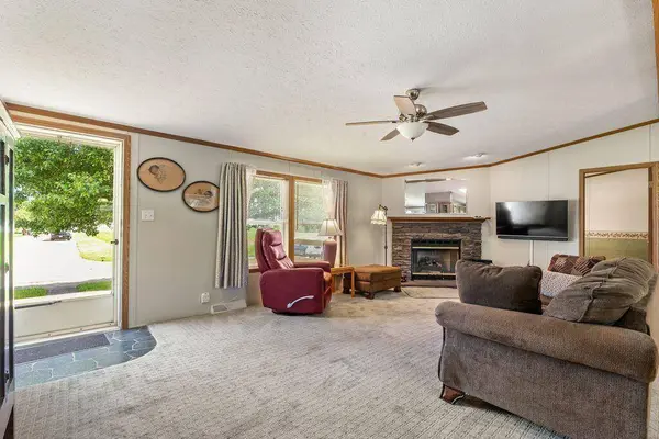 231 Spruce Ridge Drive, Ashville, OH 43103