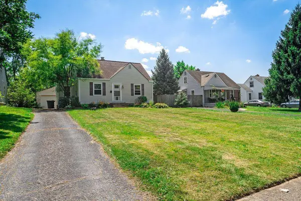 1701 E Dunedin Road, Columbus, OH 43224