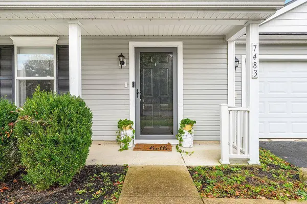 7483 Canal Highlands Boulevard, Canal Winchester, OH 43110