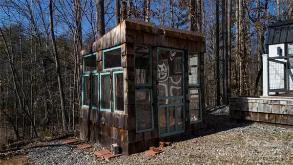 402 Grandview DR, Rutherfordton, NC 28139