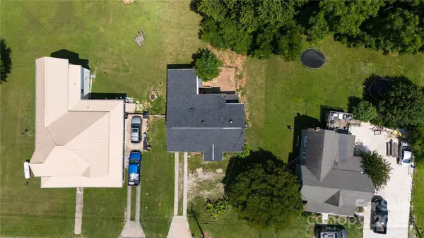 820 Baldwin AVE, Marion, NC 28752