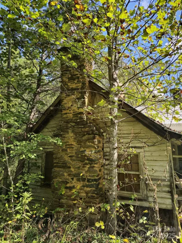 2921 Painters Gap RD, Union Mills, NC 28167