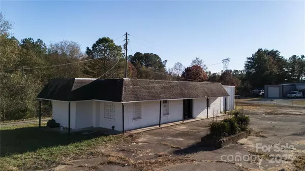 4949 US 221A Highway HWY, Mooresboro, NC 28114