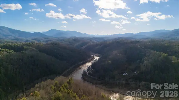 722 Union Hill Ridge RD, Green Mountain, NC 28740
