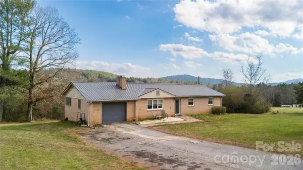4636 Oak Hill School RD, Lenoir, NC 28645