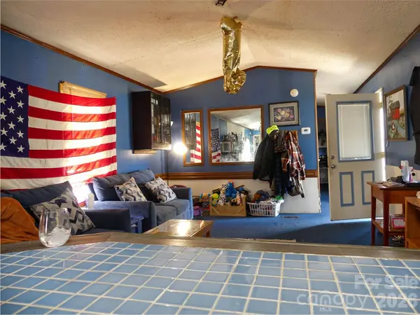 1490 Glenn Carlton RD, Boomer, NC 28606