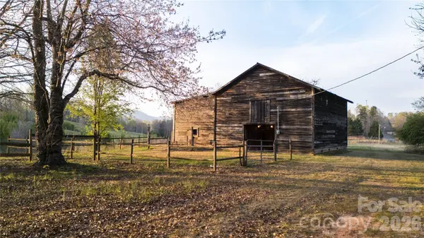 3771 Hwy 221 HWY N, Union Mills, NC 28137