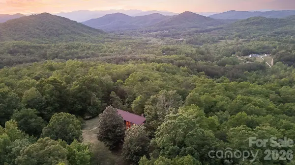 415 Reel Hollow RD, Marion, NC 28752